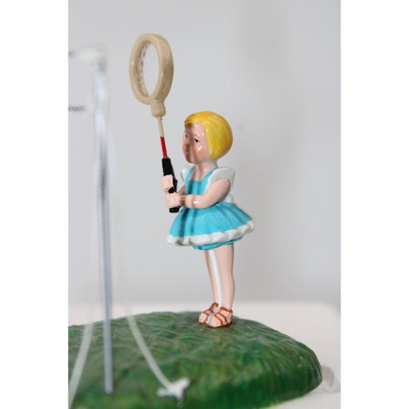 Dept 56 Snow Village - Here Comes the Birdie! - Picture 5 of 6